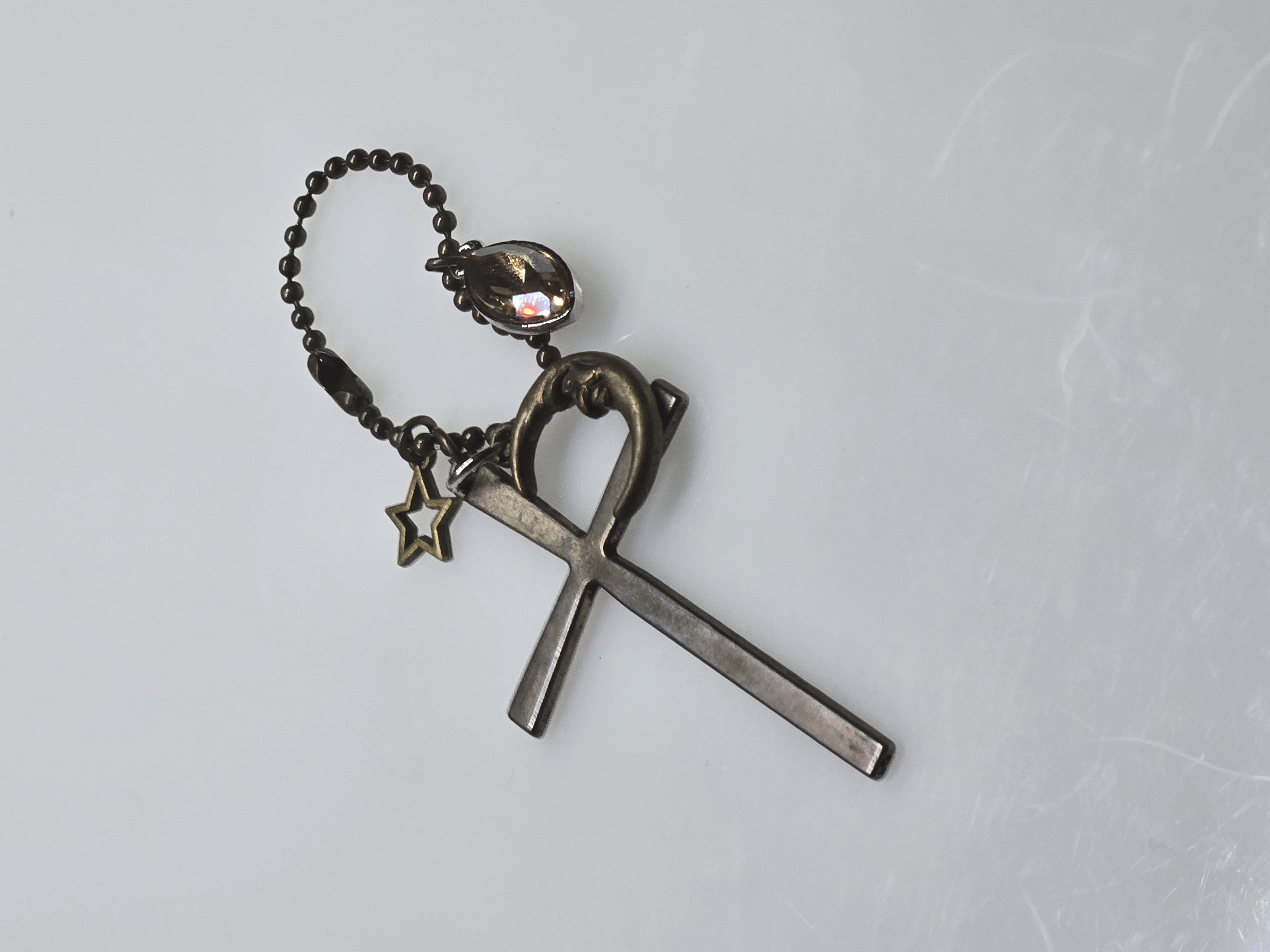 【アクセサリー】月光と涙の十字架【ハンドメイド】